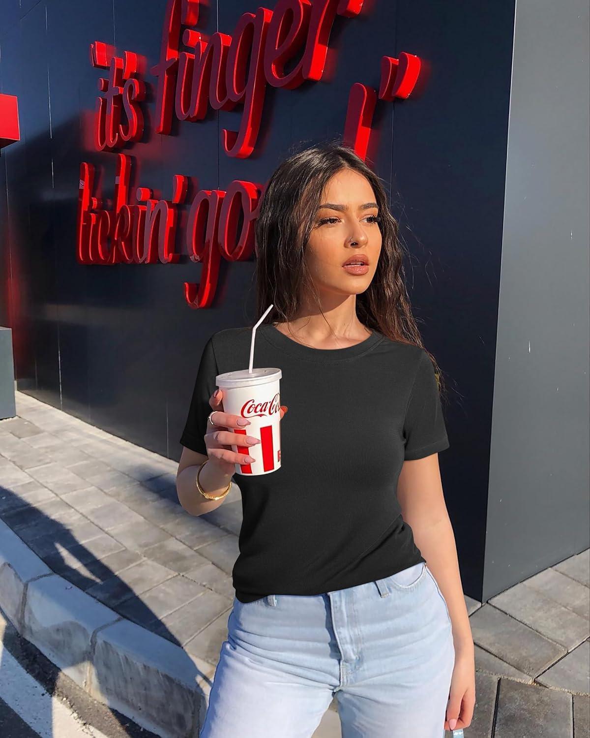 imageOQQ Women Short Sleeve Crewneck Fit Shirts Basic Tee Tops 2025 Casual TShirt Going Out Workout Outfits